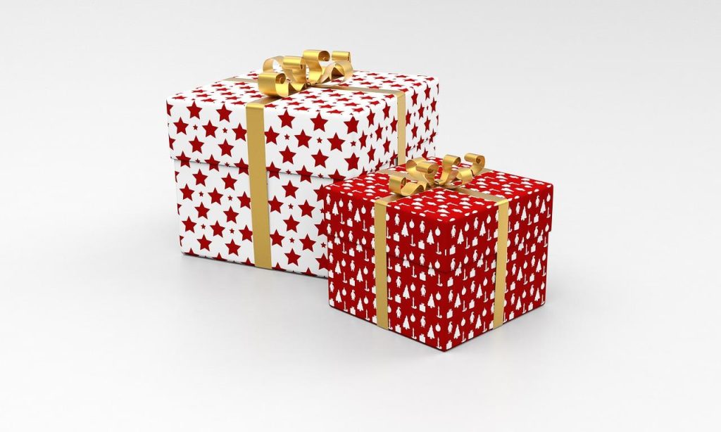 Collectie trends in duurzame geschenken met gerecyclede waterflessen en eco-vriendelijke producten
