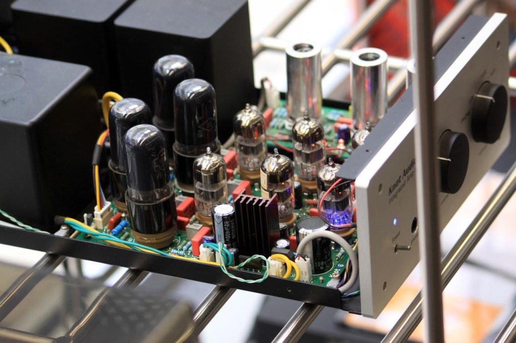 Barendrecht als technologisch knooppunt met tech-winkels, startups en innovatieve elektronica-oplossingen voor de regio